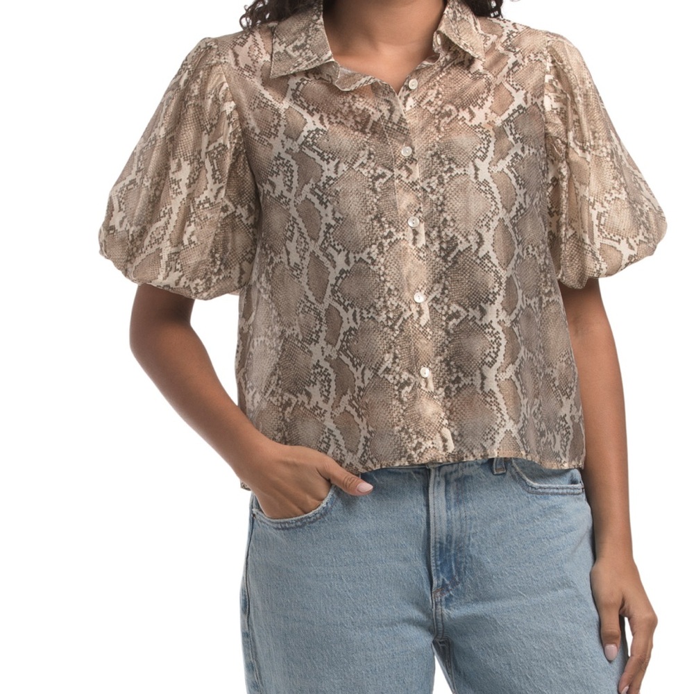Lucky & Coco Chic Snake Print Puff Sleeve Blouse